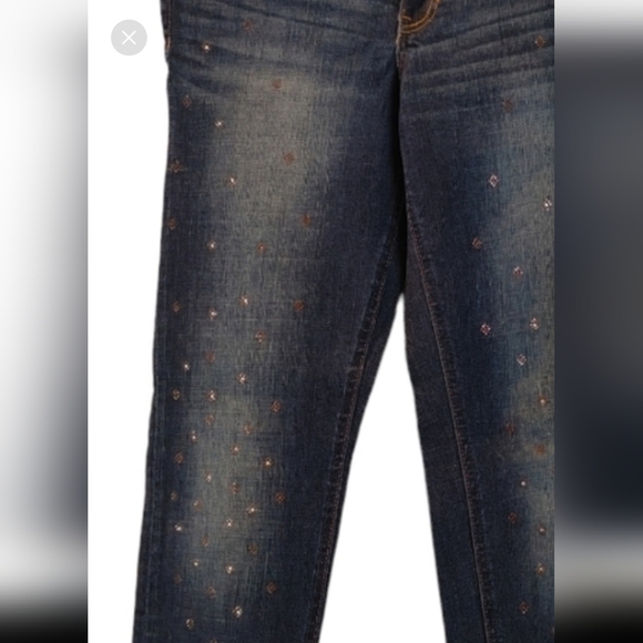 Hollister Low Rise Jeans Size 9, W29, L 31 - Picture 4 of 6